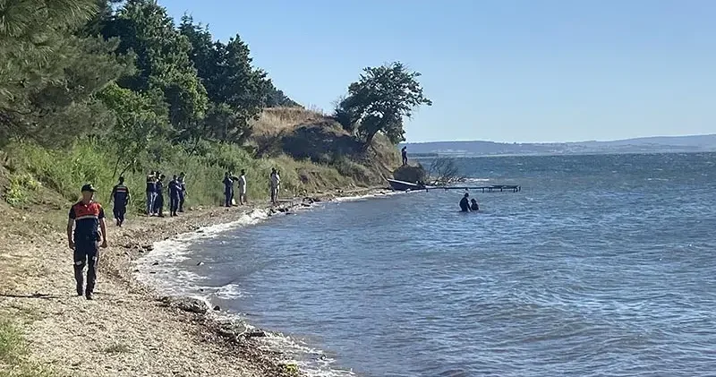 Çanakkale’de denizde kaybolan kız çocuğu için arama çalışmaları sürüyor
