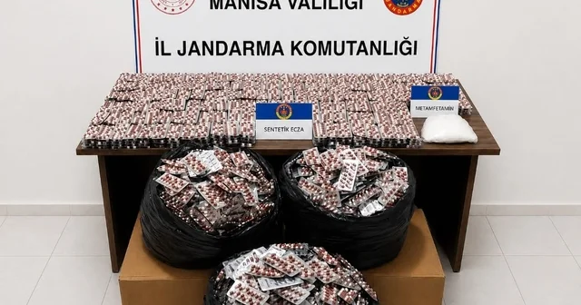 Otoyoldaki operasyonda bir araçta 59 bin adet hap ve 2 kiloya yakın uyuşturucu ele geçirildi Manisa Haberleri Habertürk Yerel Haberler