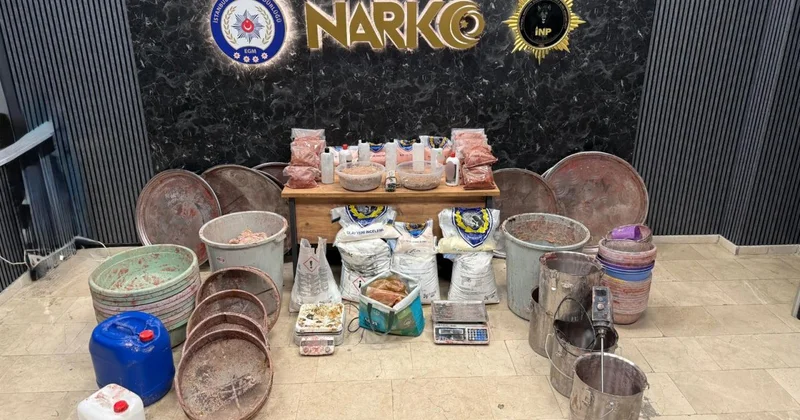 İstanbul da 11,5 ton uyuşturucu üretilebilecek ham madde ele geçirildi