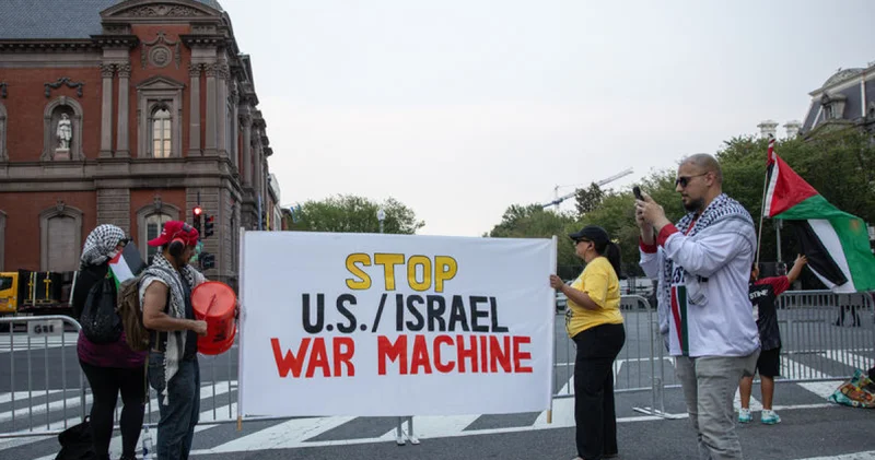 İsrail Başbakanı Netanyahu nun ABD ziyareti Beyaz Saray yakınlarında protesto edildi Dış Haberler