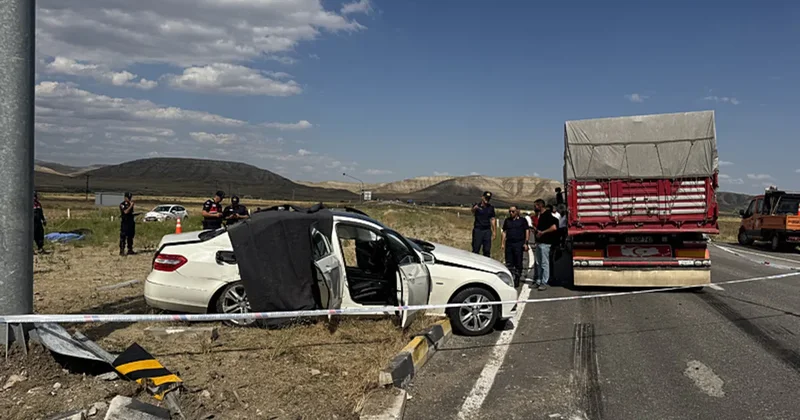 Çankırı’da feci kaza: 3 kişi öldü, 2 kişi yaralandı!