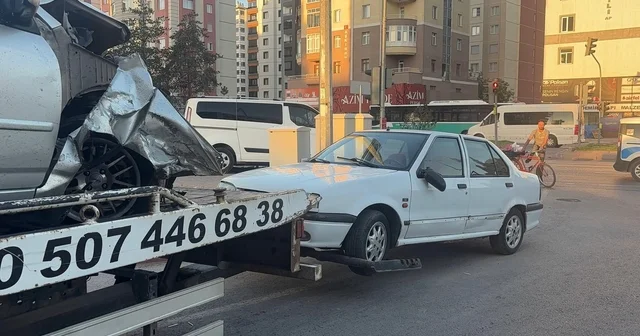 2.77 promil alkollü yakalanan aday sürücünün ehliyeti daimi iptal edildi Kayseri de alkollü aday sürücü ekiplere zor anlar yaşattı, otomobilin çekileceğini anlayınca direndi Kayseri Haberleri Habertürk Yerel Haberler