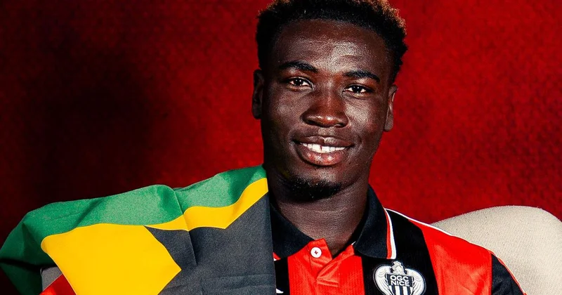 Fenerbahçe transferi bitirdi: Oppong, cuma günü İstanbul a geliyor