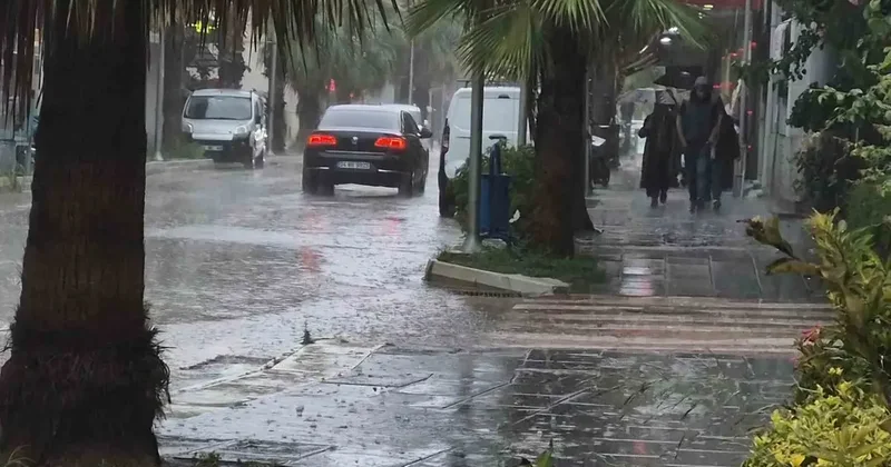 Bartın’da sağanak hayatı olumsuz etkiledi