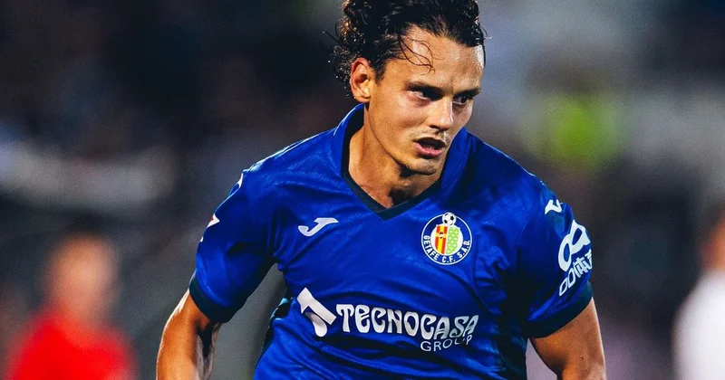 Enes Ünal vitesi 5 e taktı, takımına turu getirdi