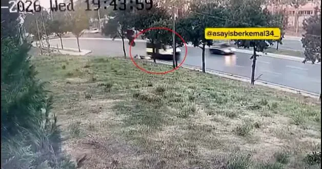 Başakşehir de vicdansızlık: Kurye nin önüne kırıp metrelerce savurup kaçtı!