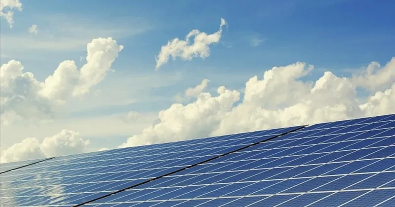 Bakan Bayraktar açıkladı: Elektrik üretiminde çifte rekor!