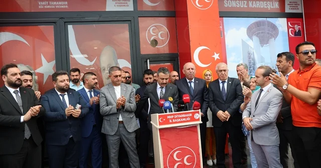 MHP Diyarbakır İl Başkanlığında görev devri Diyarbakır Haberleri Habertürk Yerel Haberler