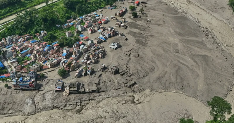 Uzmanlar Himalayalar’daki zincirleme afet riskine dikkat çekti