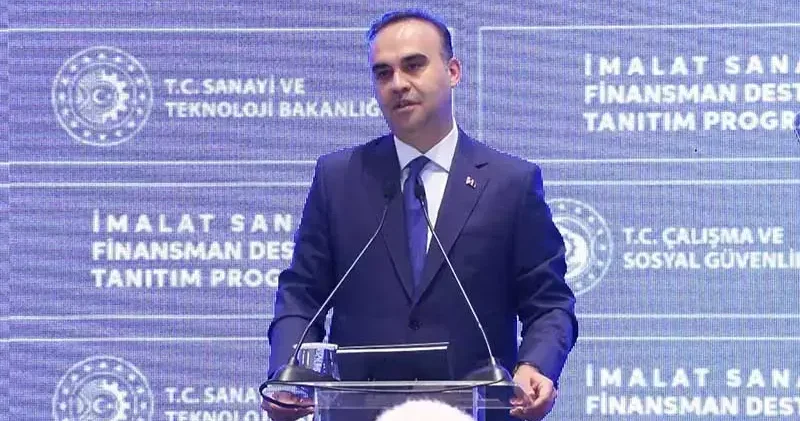 Bakan Kacır: İşletmelerimiz, 250 milyar liralık finansman paketine 1 Eylül den itibaren başvurabilecek