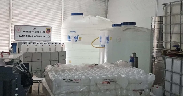 Kolonya imalatı adı altında sahte içki üretilen iş yerine operasyon Antalya Haberleri Habertürk Yerel Haberler