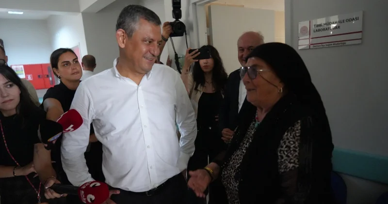 Vatandaşın Kılıçdaroğlu sorusuna Özgür Özel gülerek karşılık verdi Son dakika haberleri