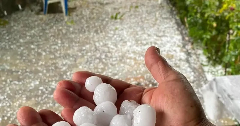 Mersin’de dolu yağışı etkili oldu