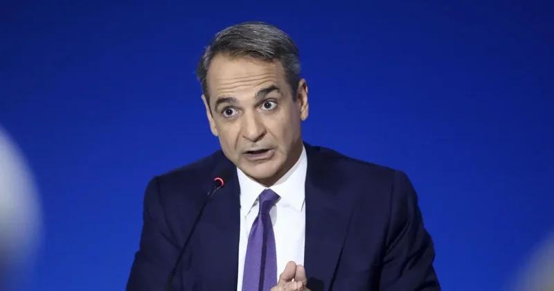 Yunanistan da hükümetin parti binasına saldırı