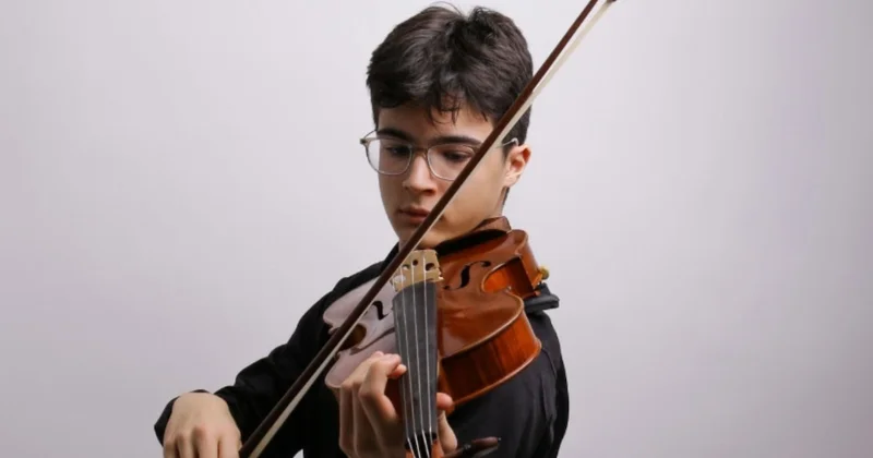 Önce LGS’de derece yaptı, sonra Avrupa’da orkestranın başına geçti Sözcü Gazetesi