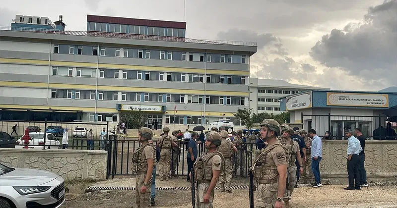 Osmaniye de öğretmene silahlı saldırı hakkında MEB den açıklama! Şizofreni tanısı varmış...