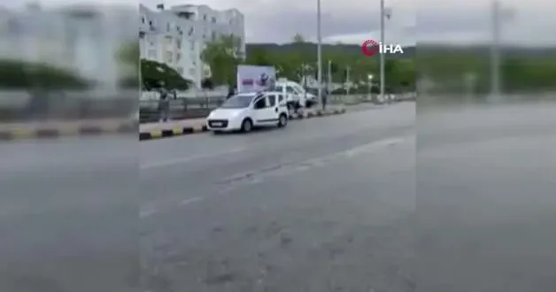 Köprü üstünde hesaplaşma! Hatay da Husumetlisini vurduğu anlar kamerada