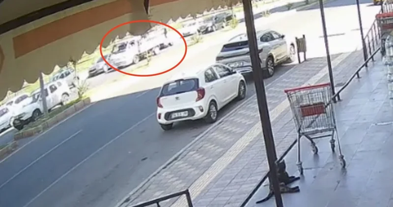 Korkunç kaza! Kapıya çarptı, kamyonun altında kaldı! Son dakika haberleri