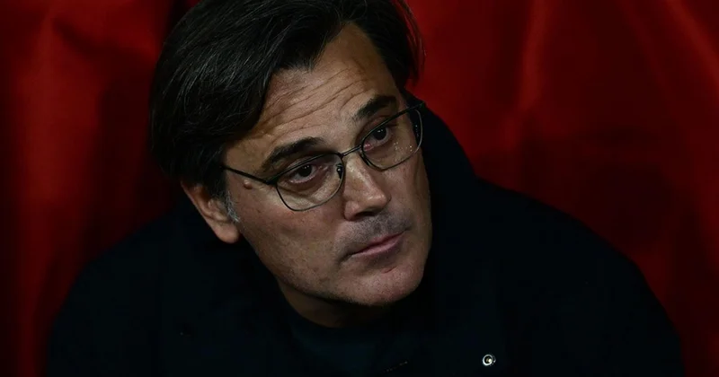 Bursa da tribünlerden Montella ya istifa çağrısı
