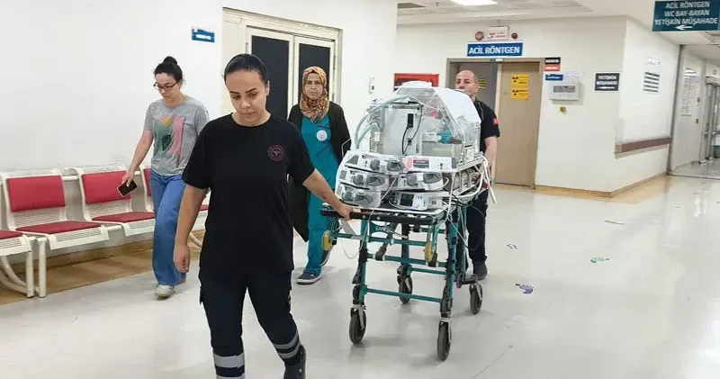 Siirt’te 8 günlük bebek, ambulans uçakla Ankara ya sevk edildi