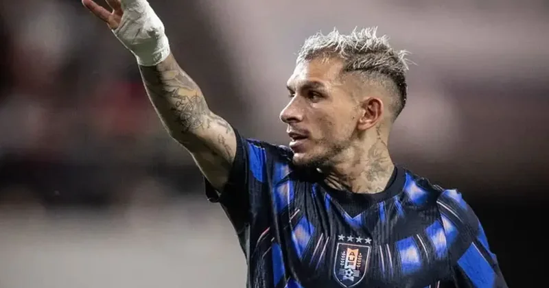 Beşiktaşlı Oh ile Galatasaraylı Torreira karşı karşıya geldi, Uruguay farklı kazandı Fanatik Gazetesi Beşiktaş (BJK) Haberleri Spor