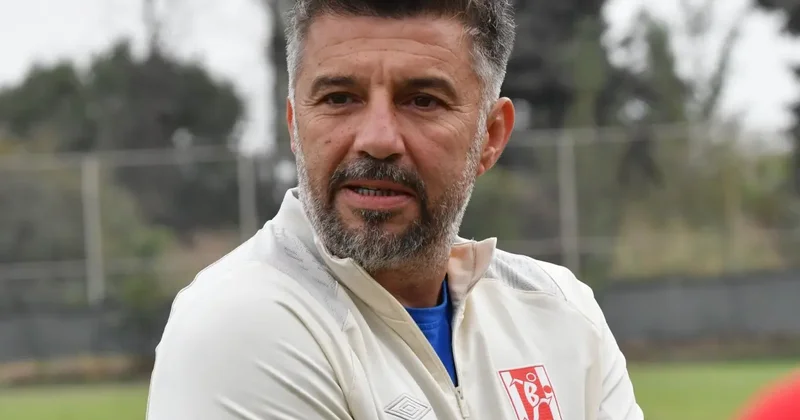 7 1 lik yenilgi sonrası yollar ayrıldı