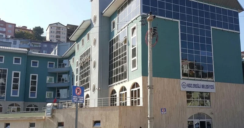 CHP li Karadeniz Ereğli Belediyesi nde zabıta müdüründen kadın güvenlik görevlisine taciz iddiası