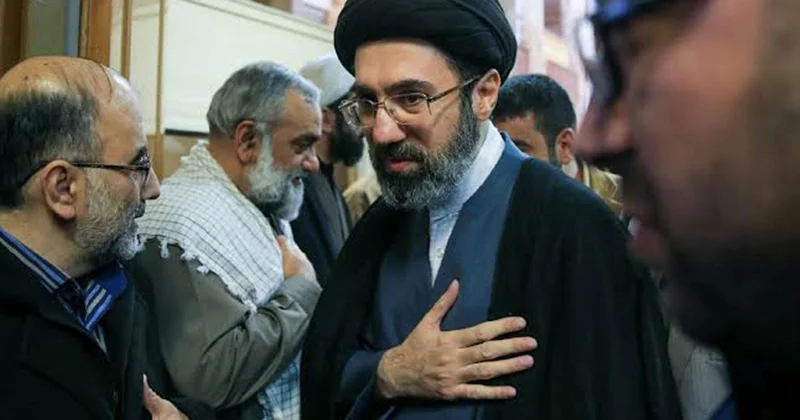 Mücteba Hamaney, düşmanın Umman Denizi nin ötesine ilerleyemediğini söyledi