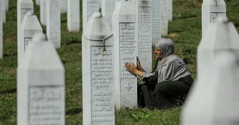 Srebrenitsa Anıt Merkezine Sırplar baskın yapılabilir uyarısı