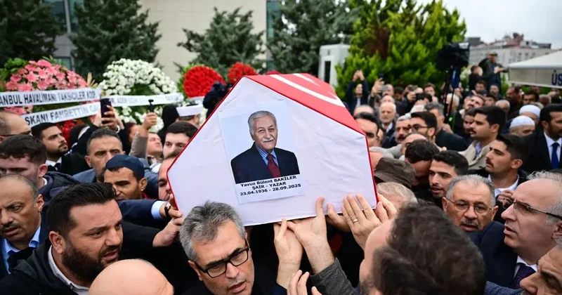 Yavuz Bülent Bakiler vefatının birinci yıl dönümünde anılıyor