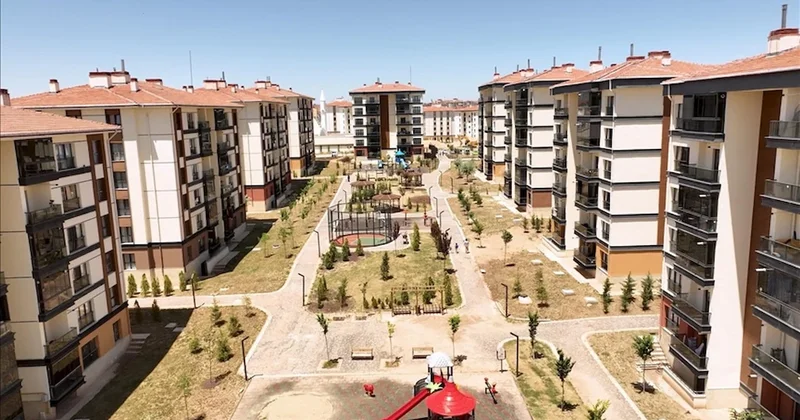 TOKİ nin sosyal konut projesinde illere göre dağılım belli oldu: Hangi şehirde kaç ev yapılacak? Sözcü Gazetesi