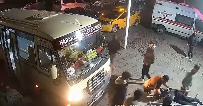 Dolmuş şoförü kalp krizi geçiren yolcusunu hastaneye yetiştirdi