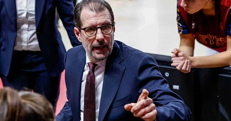 Pota nın Perileri nin yeni antrenörü Mazzon oldu