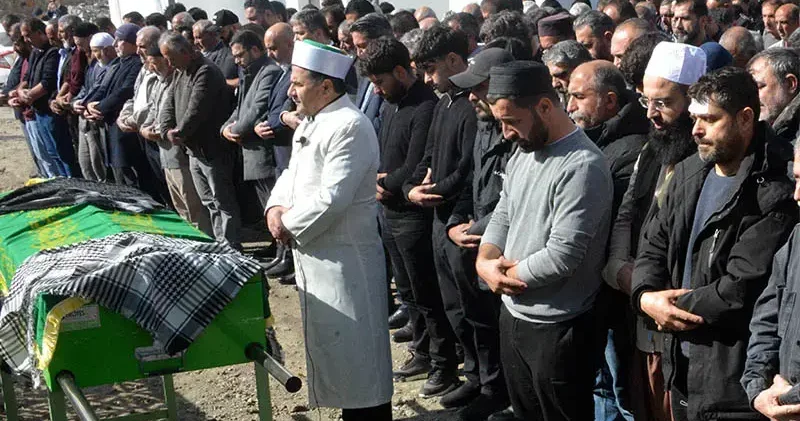 Almanya’da patlamada ölen kadın, Kahramanmaraş’ta toprağa verildi