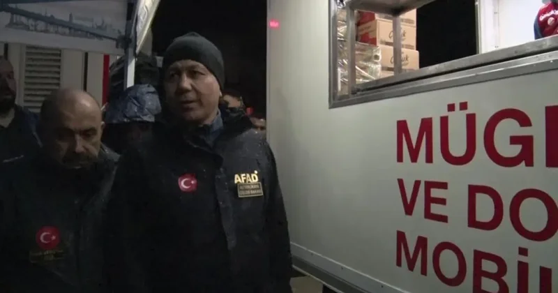Bakan Yerlikaya deprem bölgesinde! Vatandaşlara önemli çağrı