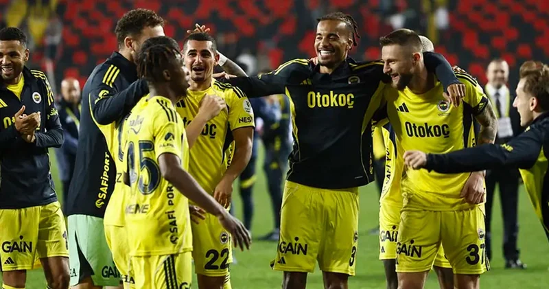 Fenerbahçe de Tedesco Beşiktaş derbisi öncesi müjdeyi verdi: Futbolcular çok sevindi
