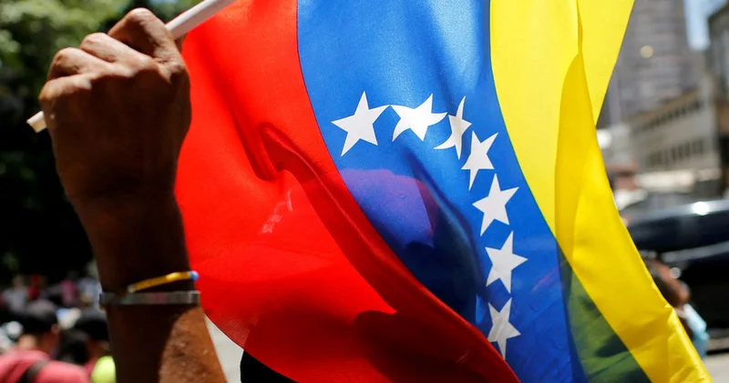 Venezuela, ABD savaş gemisinin demirlediği Trinidad ve Tobago ile enerji anlaşmalarını askıya aldı Dış Haberler