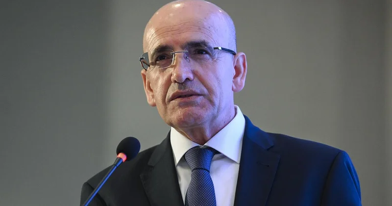 Bakan Şimşek: Gümrük vergileri uzun vadede ekonomilere fayda sağlamaz