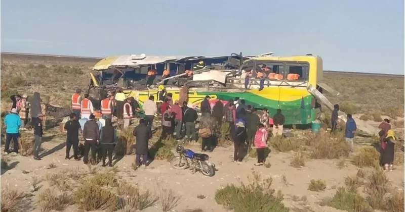Bolivya da Otobüs Faciası: 16 Ölü, 36 Yaralı