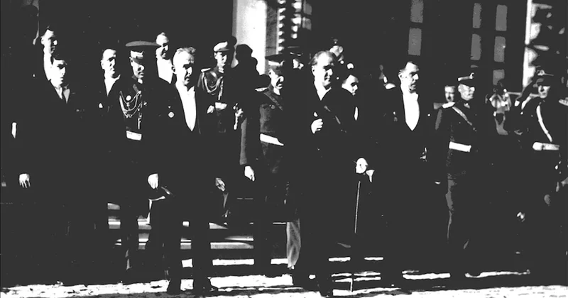 102 yıl önce o söz bir ulusun kaderini değiştirdi: Cumhuriyet Bayramımız kutlu olsun Sözcü Gazetesi