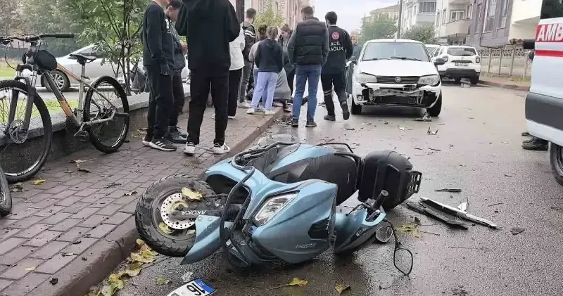 Otomobil ile çarpışan motosikletli yaralandı Hayat Haberleri