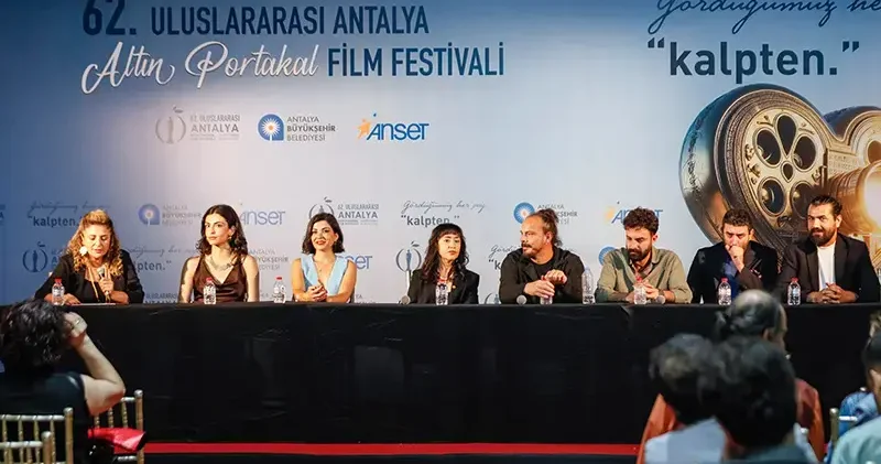 İkinci filmi Doğudan Fragmanlar ile Altın Portakal da