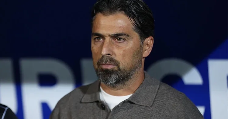 İlhan Palut: 1 puan performansımıza göre iyi!