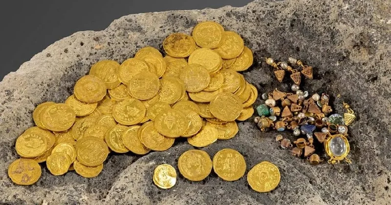 1500 yıllık büyük define ortaya çıktı: Taş duvarın arasından tesadüfen servet bulundu Sözcü Gazetesi