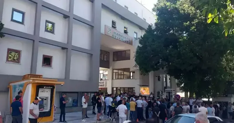 Manavgat Belediyesi ne yönelik rüşvet soruşturmasında 6 ilde operasyon