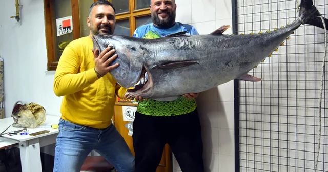 Oltayla 1 metre 73 santimlik orkinos yakaladı, o anları kaydetti Kırklareli Haberleri