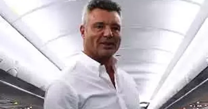 Sadettin Saran, dönüş yolculuğunda futbolcuları tebrik etti Fanatik Spor Haberleri Video