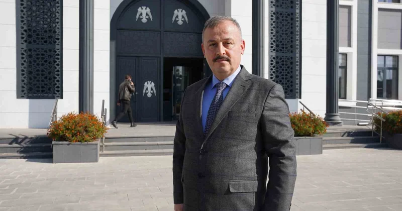 Dönemin Ladik Kaymakamı 50 lira fazla vererek 300 yıllık camiyi yakılmaktan kurtardı
