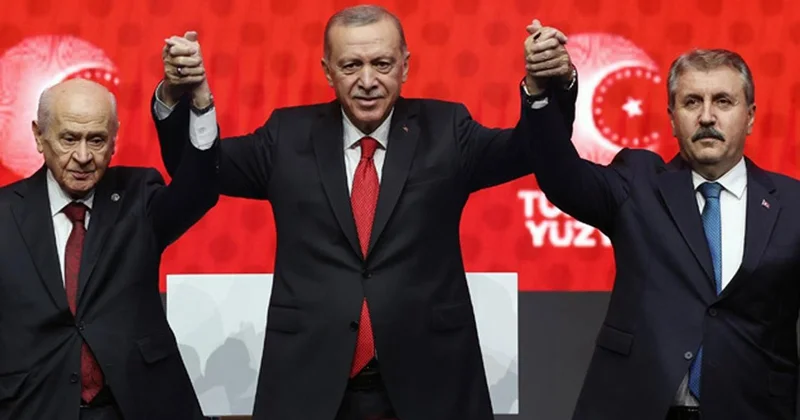 Emeklilere ek zam gündemdeyken Mustafa Destici, en düşük maaş için rakam verdi