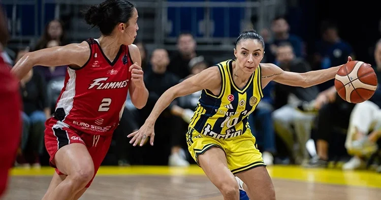 Fenerbahçe den Flammes Carolo ya 10 sayı fark!